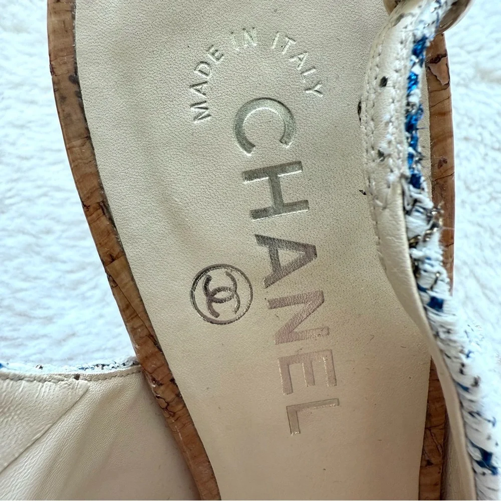 CHANEL Tweed Interlocking CC Blue White Slingback Size 40 EU or 10US Authentic